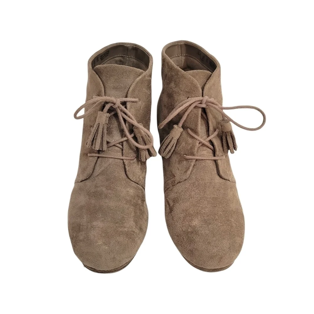 Dr. Scholl's Dakota Tan Faux Suede Tassel Wedge Booties
